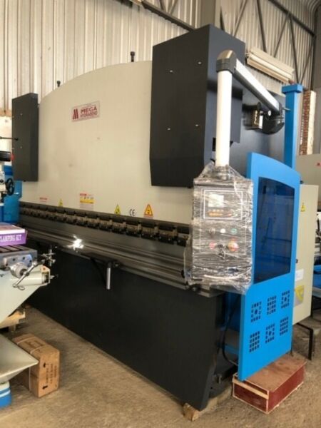 Press Brake, 160Ton x 3200mm (1)